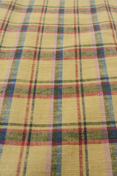 画像9: O0718B 女性用紬  シルク（正絹） ベージュ, チェック柄 【中古】【USED】【リサイクル】 ★☆☆☆☆【O0718B】 (9)