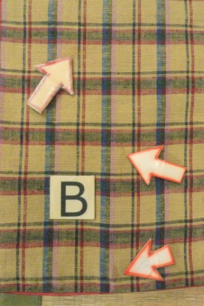 画像15: O0718B 女性用紬  シルク（正絹） ベージュ, チェック柄 【中古】【USED】【リサイクル】 ★☆☆☆☆【O0718B】 (15)