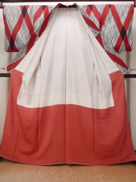 画像2: O0718D 女性用織  シルク(正絹) 灰色, 幾何学模様 【中古】【USED】【リサイクル】 ★☆☆☆☆【O0718D】 (2)