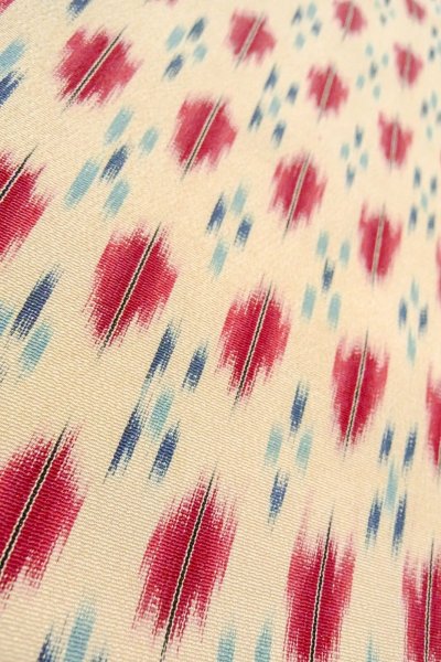 画像9: O0718L 女性用織  シルク（正絹） 白, 幾何学模様 【中古】【USED】【リサイクル】 ★★★☆☆【O0718L】 (9)