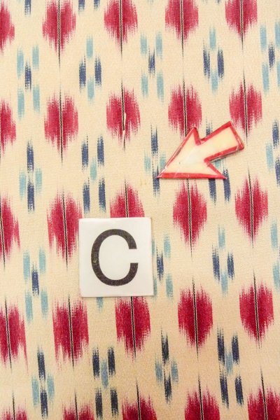 画像16: O0718L 女性用織  シルク（正絹） 白, 幾何学模様 【中古】【USED】【リサイクル】 ★★★☆☆【O0718L】 (16)