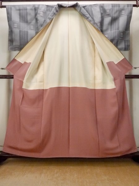 画像2: O0718Q 女性用織  シルク(正絹) 黒, 線 【中古】【USED】【リサイクル】 ★★★★☆【O0718Q】 (2)