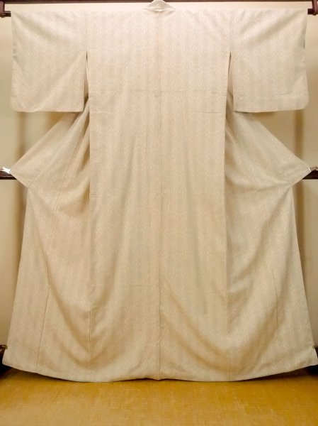 画像1: O0718S 女性用織  シルク(正絹) アイボリー, 菱 【中古】【USED】【リサイクル】 ★★★☆☆【O0718S】 (1)