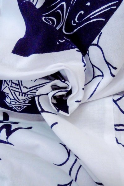 画像11: O0718V 女性用浴衣(日本製)  綿 白, 桐 【中古】【USED】【リサイクル】 ★★☆☆☆【O0718V】 (11)