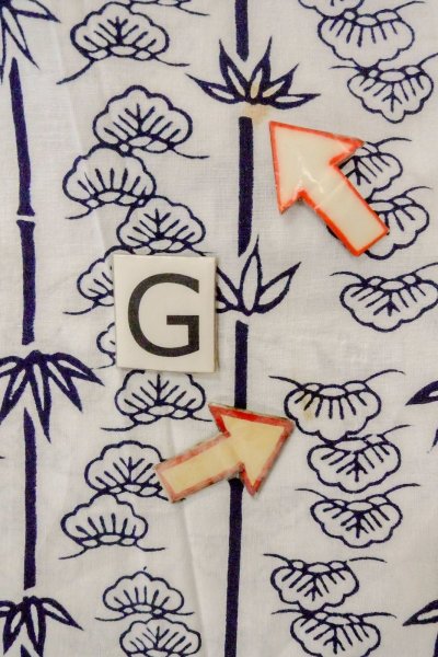 画像20: O0718W 女性用浴衣(日本製)  綿 白, 椿 【中古】【USED】【リサイクル】 ★★☆☆☆【O0718W】 (20)