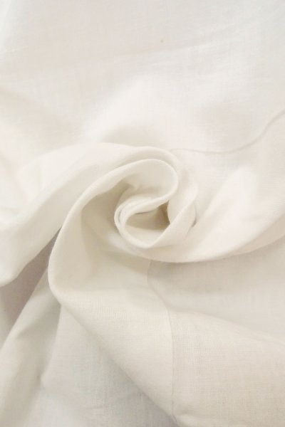 画像10: O0719B 女性用浴衣(日本製)  綿 白, 四角 【中古】【USED】【リサイクル】 ★★☆☆☆【O0719B】 (10)