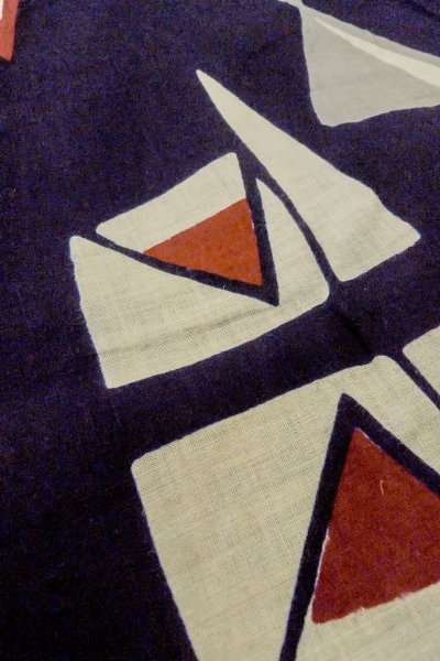 画像10: O0719D 女性用浴衣(日本製)  綿麻 藍, 抽象的模様 【中古】【USED】【リサイクル】 ★★☆☆☆【O0719D】 (10)