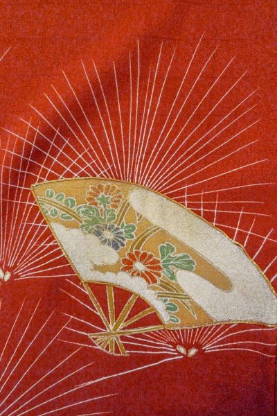 画像7: O0805D 女性用付下げ  シルク（正絹） 深い朱赤, 菊 【中古】【USED】【リサイクル】 ★★★★☆【O0805D】 (7)