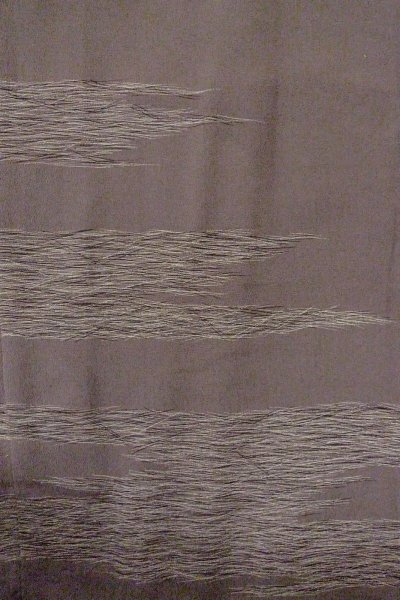 画像4: O0805F 女性用羽織  シルク（正絹） 灰色, 線 【中古】【USED】【リサイクル】 ★★★☆☆【O0805F】 (4)