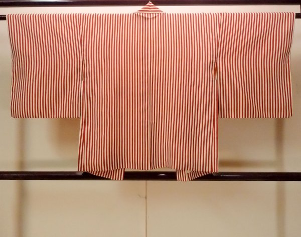 画像2: O0805K 女性用羽織  シルク（正絹） オフ　ホワイト, 縞 【中古】【USED】【リサイクル】 ★☆☆☆☆【O0805K】 (2)