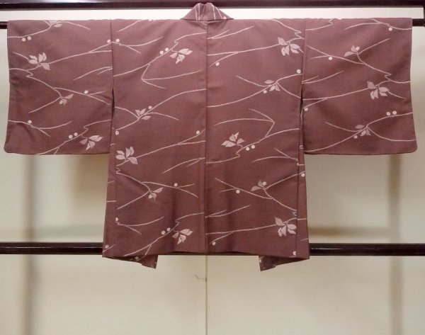 画像2: O0805O 女性用羽織  化繊 紫色, 花 【中古】【USED】【リサイクル】 ★★★☆☆【O0805O】 (2)