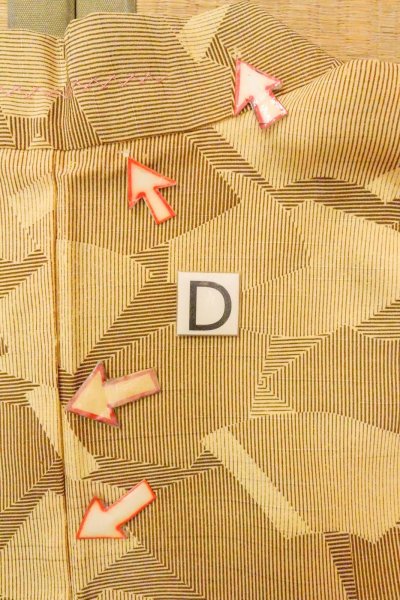 画像17: O0805Q 女性用羽織  シルク（正絹） ベージュ, 扇 【中古】【USED】【リサイクル】 ★★☆☆☆【O0805Q】 (17)