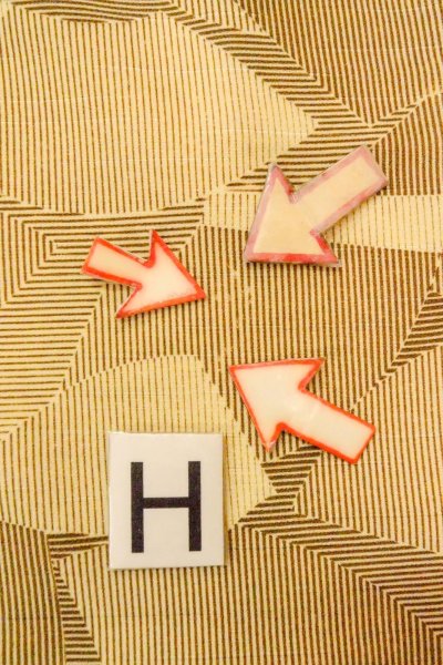 画像21: O0805Q 女性用羽織  シルク（正絹） ベージュ, 扇 【中古】【USED】【リサイクル】 ★★☆☆☆【O0805Q】 (21)