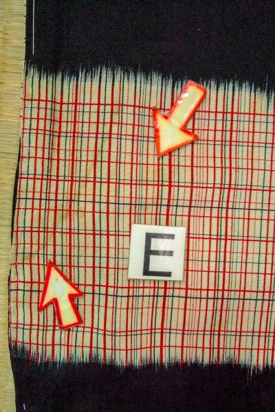 画像18: O0805T 女性用羽織  シルク（正絹） 黒, チェック柄 【中古】【USED】【リサイクル】 ★★☆☆☆【O0805T】 (18)