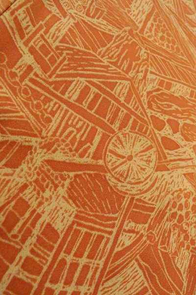 画像9: O0805W 女性用羽織  シルク（正絹） 深い橙色, 家 【中古】【USED】【リサイクル】 ★★★★☆【O0805W】 (9)