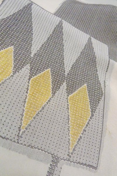 画像8: O0805Y 女性用羽織  シルク（正絹） 灰色, 幾何学模様 【中古】【USED】【リサイクル】 ★★☆☆☆【O0805Y】 (8)