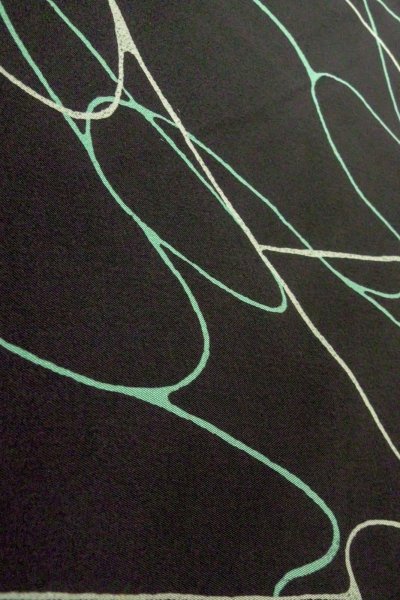 画像8: O0806C 女性用羽織  シルク（正絹） 黒, 流水 【中古】【USED】【リサイクル】 ★★★☆☆【O0806C】 (8)