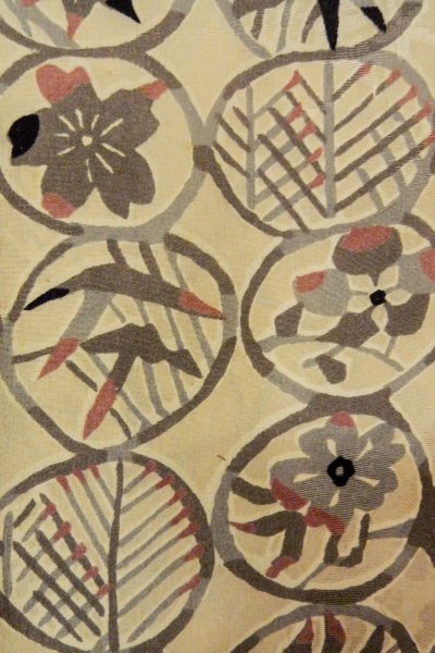 画像6: O0806D 女性用羽織  シルク（正絹） 薄いアイボリー, 花 【中古】【USED】【リサイクル】 ★★☆☆☆【O0806D】 (6)