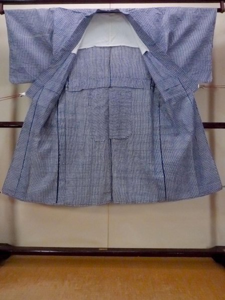 画像2: O0826E 男性用浴衣（日本製）  綿 藍, 抽象的模様 【中古】【USED】【リサイクル】 ★★☆☆☆【O0826E】 (2)