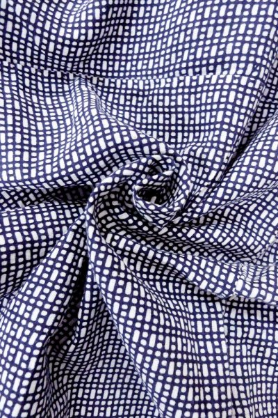 画像11: O0826E 男性用浴衣（日本製）  綿 藍, 抽象的模様 【中古】【USED】【リサイクル】 ★★☆☆☆【O0826E】 (11)