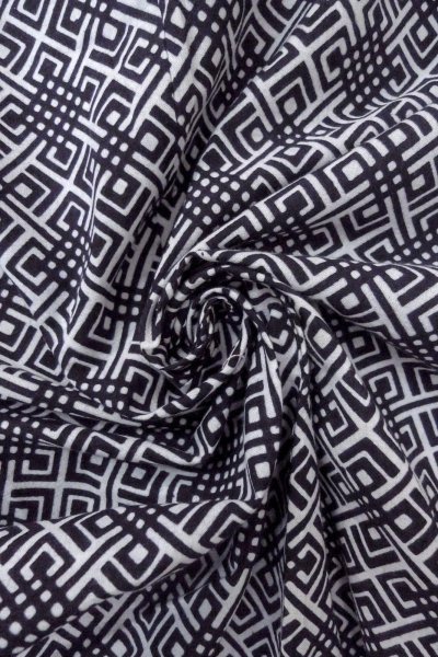 画像12: O0826F 女性用浴衣（日本製）  綿 藍, 幾何学模様 【中古】【USED】【リサイクル】 ★★★☆☆【O0826F】 (12)