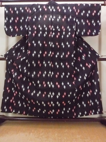画像1: O0826L 女性用注染浴衣  綿麻 黒, いげた 【中古】【USED】【リサイクル】 ★★☆☆☆【O0826L】 (1)