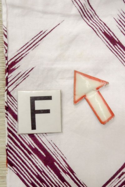 画像19: O0826M 女性用注染浴衣  綿 白, 幾何学模様 【中古】【USED】【リサイクル】 ★★☆☆☆【O0826M】 (19)