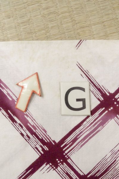 画像20: O0826M 女性用注染浴衣  綿 白, 幾何学模様 【中古】【USED】【リサイクル】 ★★☆☆☆【O0826M】 (20)