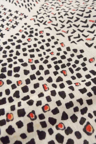 画像10: O0826N 女性用浴衣（日本製） 小千谷縮 麻 オフ　ホワイト, 花 【中古】【USED】【リサイクル】 ★★☆☆☆【O0826N】 (10)