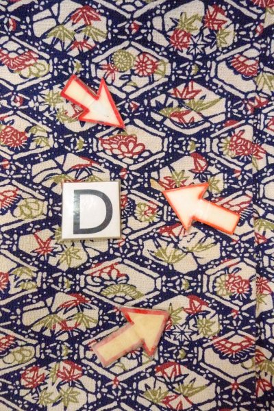 画像17: O0826T 女性用小紋  シルク（正絹） 深いマルチカラー, 花 【中古】【USED】【リサイクル】 ★★☆☆☆【O0826T】 (17)