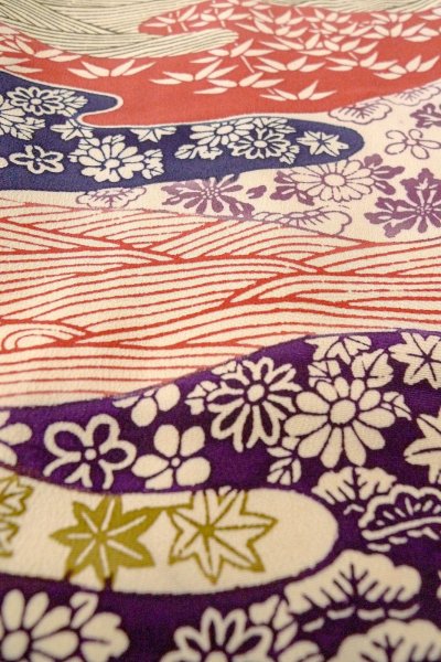 画像9: O0826U 女性用小紋  シルク（正絹） マルチカラー, 菊 【中古】【USED】【リサイクル】 ★★★☆☆【O0826U】 (9)