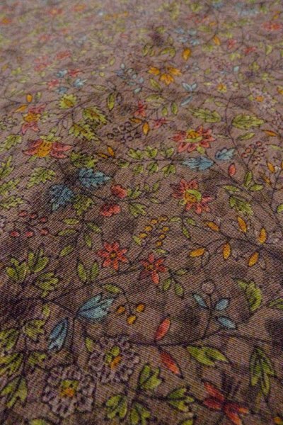 画像8: O0827A 女性用小紋  シルク（正絹） 茶色, 花 【中古】【USED】【リサイクル】 ★★★★☆【O0827A】 (8)