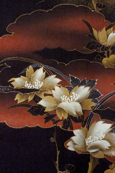 画像4: O0902H 女性用羽織  化繊 黒, 花 【中古】【USED】【リサイクル】 ★★★☆☆【O0902H】 (4)