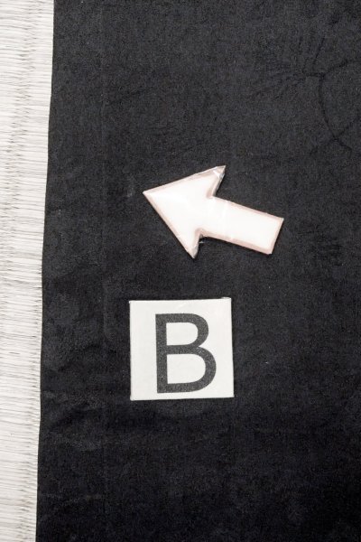 画像16: O0902J 女性用羽織  シルク（正絹） 黒, 葉 【中古】【USED】【リサイクル】 ★★★☆☆【O0902J】 (16)