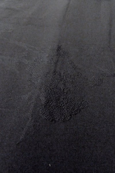 画像9: O0902R 女性用羽織  シルク（正絹） 黒, 川 【中古】【USED】【リサイクル】 ★★★★☆【O0902R】 (9)