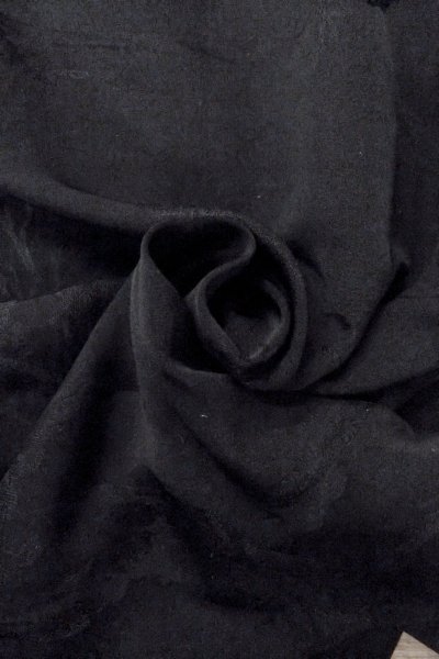 画像13: O0902R 女性用羽織  シルク（正絹） 黒, 川 【中古】【USED】【リサイクル】 ★★★★☆【O0902R】 (13)