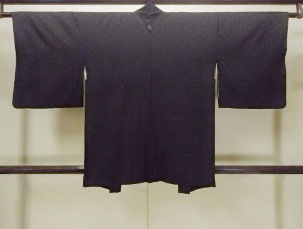 画像2: O0902T 女性用羽織  シルク（正絹） 黒,  【中古】【USED】【リサイクル】 ★☆☆☆☆【O0902T】 (2)