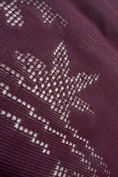 画像10: O0902W 女性用羽織  シルク（正絹） 深い紫色, もみじ 【中古】【USED】【リサイクル】 ★★★★☆【O0902W】 (10)