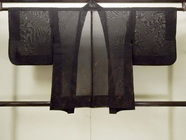 画像2: O0902Z 女性用羽織  シルク（正絹） 黒, 草 【中古】【USED】【リサイクル】 ★★★★☆【O0902Z】 (2)