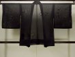 画像2: O0903B 女性用羽織  シルク（正絹） 黒, バラ 【中古】【USED】【リサイクル】 ★★★★☆【O0903B】 (2)