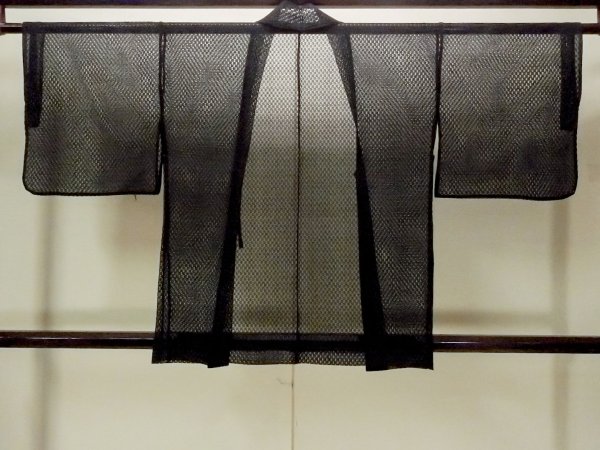 画像2: O0909O 女性用羽織  化繊 黒, 丸 【中古】【USED】【リサイクル】 ★★★★☆【O0909O】 (2)