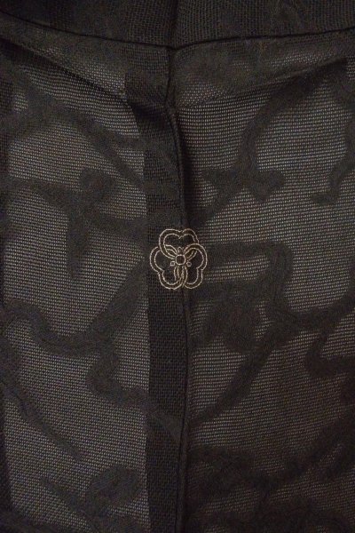 画像3: O0909R 女性用羽織  シルク（正絹） 黒, つた 【中古】【USED】【リサイクル】 ★★★★☆【O0909R】 (3)