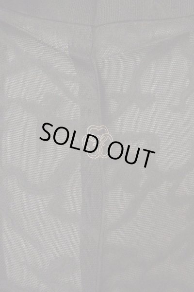 画像3: O0909R 女性用羽織  シルク（正絹） 黒, つた 【中古】【USED】【リサイクル】 ★★★★☆【O0909R】 (3)