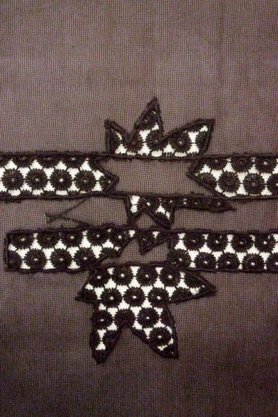 画像5: O0909T 女性用羽織  シルク（正絹） 黒, 花 【中古】【USED】【リサイクル】 ★★★★☆【O0909T】 (5)