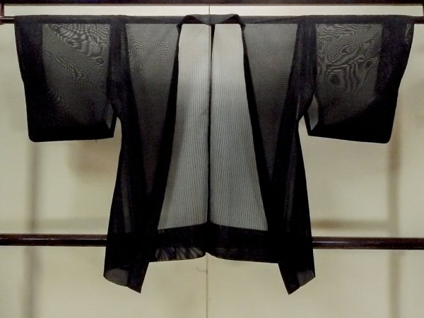 画像1: O0909V 女性用羽織  シルク（正絹） 黒, 縞 【中古】【USED】【リサイクル】 ★★★★☆【O0909V】 (1)