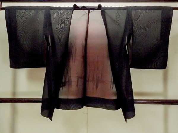 画像1: O0910A 女性用羽織  シルク（正絹） 黒, 草 【中古】【USED】【リサイクル】 ★★★☆☆【O0910A】 (1)