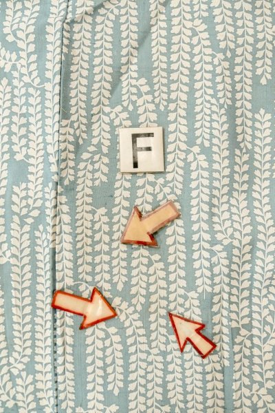 画像19: O1002A 女性用 単衣   シルク（正絹） 灰色がかった水色,  藤 【中古】【USED】【リサイクル】 ★★☆☆☆【O1002A】 (19)