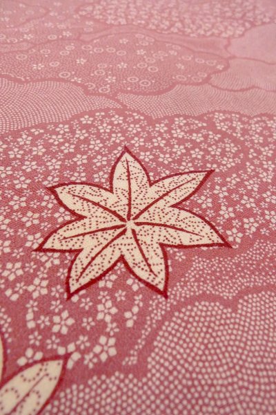 画像10: O1002E 女性用 小紋   シルク（正絹） 深い桃色,  花 【中古】【USED】【リサイクル】 ★★☆☆☆【O1002E】 (10)