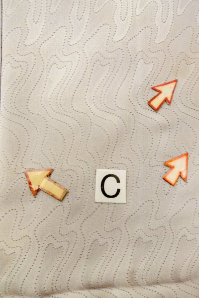 画像16: O1002G 女性用 色無地   シルク（正絹） 淡い薄い紫色,  抽象的模様 【中古】【USED】【リサイクル】 ★★☆☆☆【O1002G】 (16)