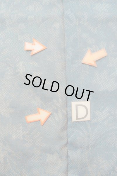 画像17: O1002J 女性用 紬   シルク（正絹） 深い灰色がかった水色,  花 【中古】【USED】【リサイクル】 ★☆☆☆☆【O1002J】 (17)